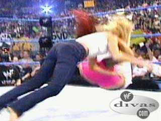 divassmackdowncap9_6_012.jpg