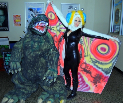 flickrdontopenuntildoomsdayafteradultgodzilla2.jpg