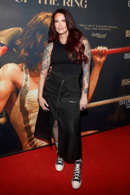 gettyimagesqueenofthering5.jpg
