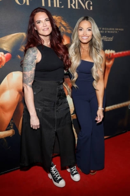 gettyimagesqueenofthering7.jpg