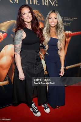 gettyimagesqueenofthering8.jpg