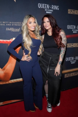 gettyimagesqueenoftheringarrival5.jpg