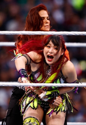 gettyimageswrestlemania39111.jpg