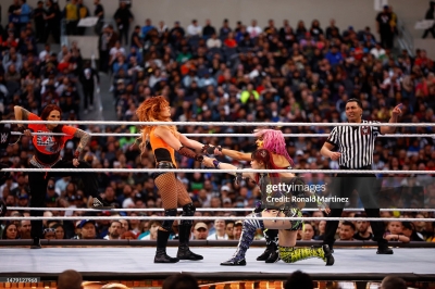 gettyimageswrestlemania39122.jpg