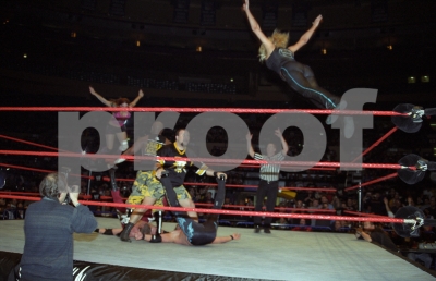 smugmuggeorgetahinoswrestling23.jpg