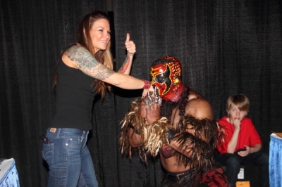 smugmuggetlostphotographywrestlecon5.jpg