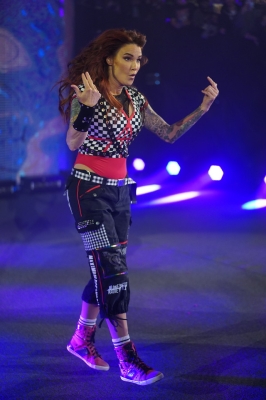 smugmugkimberlasskicksroyalrumble2219.jpg