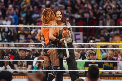 smugmugkimberlasskickswrestlemaia15.jpg