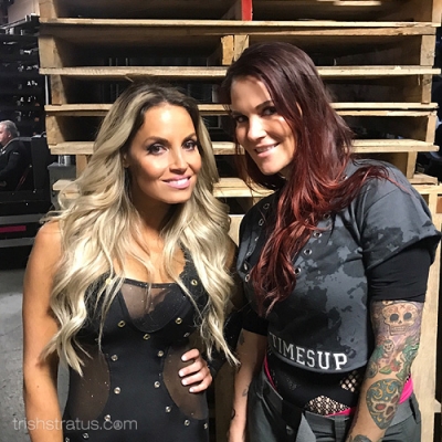 trishstratusbehindthescenesrumble2.jpg