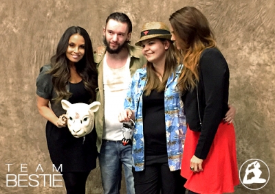 trishstratuscalgaryexpo4.jpg