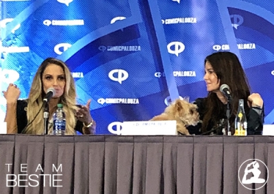 trishstratuscomicpalooza5.jpg