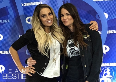 trishstratuscomicpalooza6.jpg