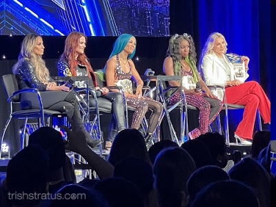 trishstratuswrestlemania38wk3.jpg