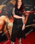shuttershockqueenofthering2.jpg