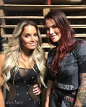 trishstratusbehindthescenesrumble2.jpg