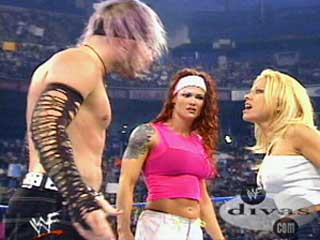 divassmackdowncap9_6_013.jpg