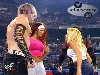 divassmackdowncap9_6_016.jpg