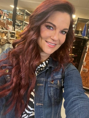 twitteramydumas87.jpg