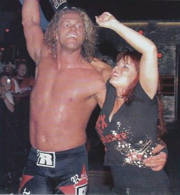 wrestler_insidespevol10068.jpg